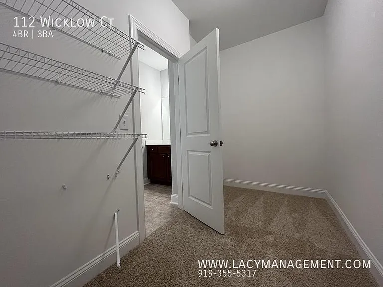 112 Wicklow Ct — Photo 35