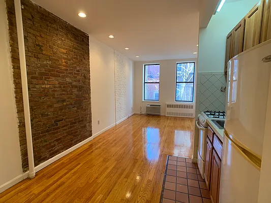 Rented by J & L Holding Corporation | media 11