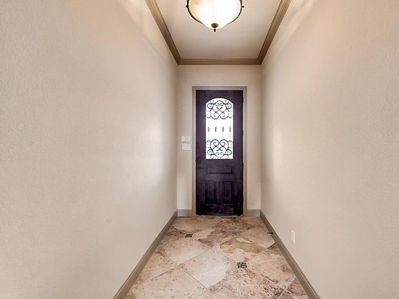2nd image of 116 Manor Ln
