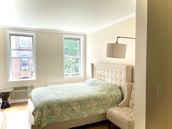 482 E 74th St APT 4C