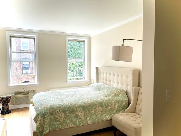 482 E 74th St APT 4C, Manhattan, NY 10021