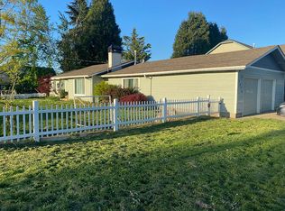 2670 Hollywood Dr NE, Salem, OR 97305