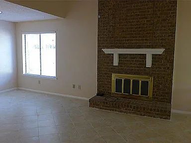 4th image of 3708 Fort Hunt Dr