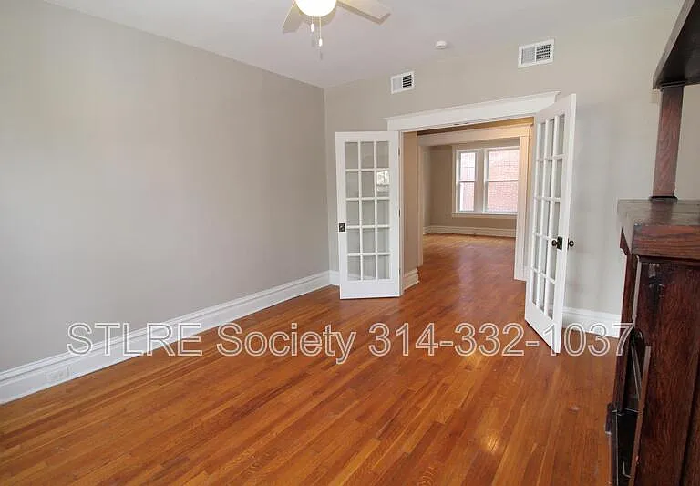 2606 Louisiana Ave #2N — Photo 2