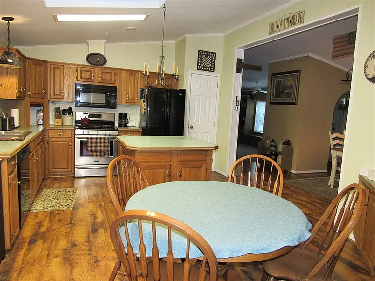 2 Heather Ln — Photo 7