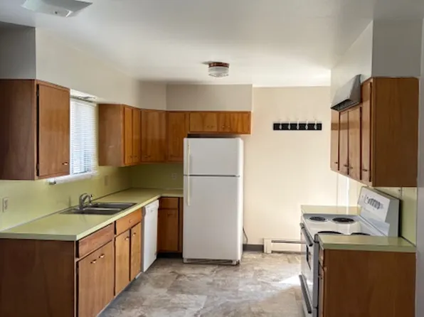 1027 11th Ave, Helena, MT 59601