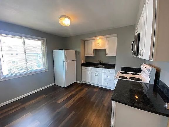 2nd image of 17105 Madison Ave APT 2