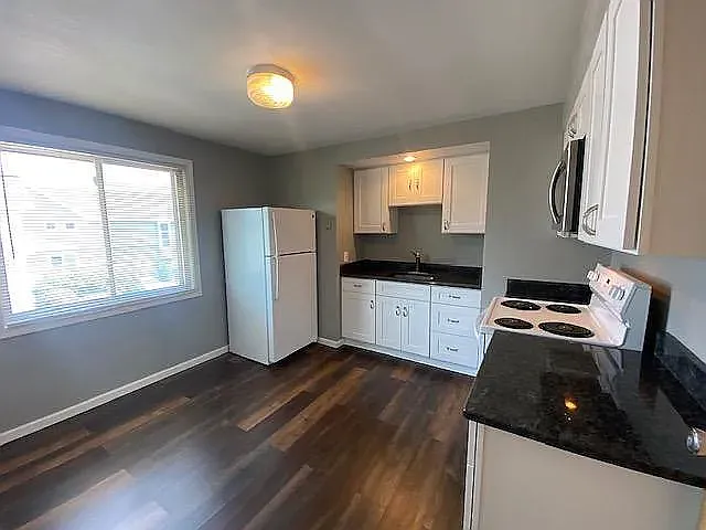 Photo 2 of 15 - 17105 Madison Ave #2 - Lakewood, OH Building Photo - 17105 Madison Ave #2