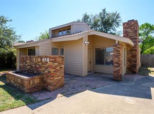 658 Hunters Glen St, Lewisville, TX 75067
