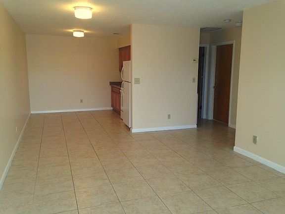 4th image of 3255 Flagler Ave APT 408
