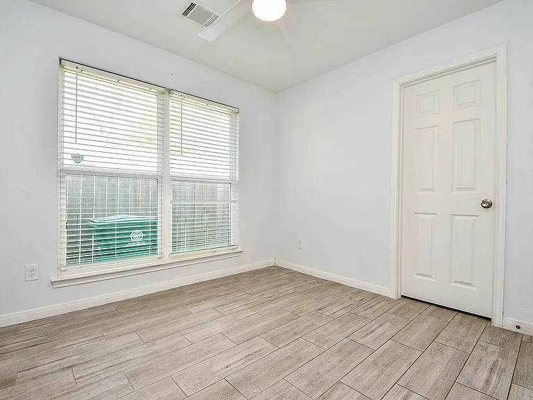 6747 England St #A — Photo 18