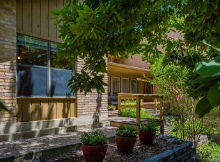 623 E Lane Dr, Kerrville, TX 78028