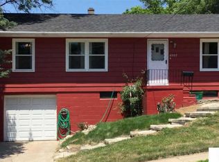 6502 N 34th St, Omaha, NE 68112