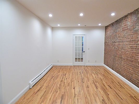 5th image of 305 E 92nd St APT 3B