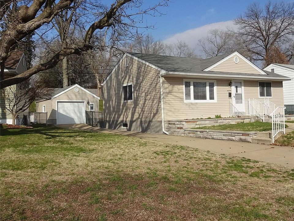 1st image of 4359 Maroon Ct