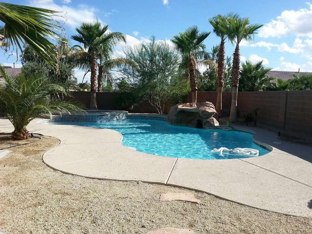 4 bed, 2.5 bath, 3539 sqft, $4,150 — Photo 1