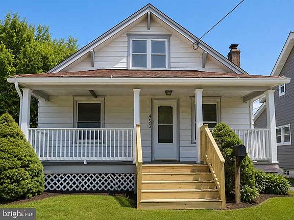 2nd image of 433 Highland Ave