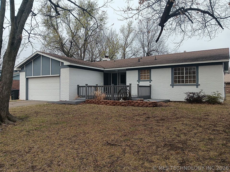 1st image of 1001 S Colonial Dr