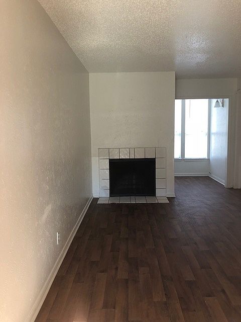 1st image of 123 Lake Meadows Dr