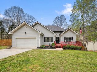 85 Hickory Hills Dr, Dawsonville, GA 30534