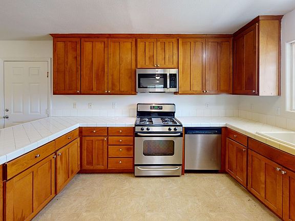 3rd image of 4304 Balboa St