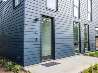 165 N Morgan St, Portland, OR 97217