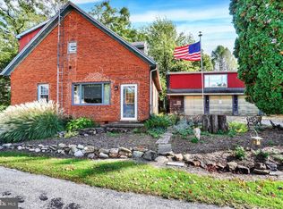 4532 Shaffer Rd, Seven Valleys, PA 17360