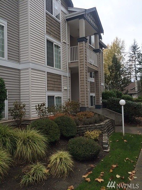 1st image of 25235 SE Klahanie Blvd APT A304