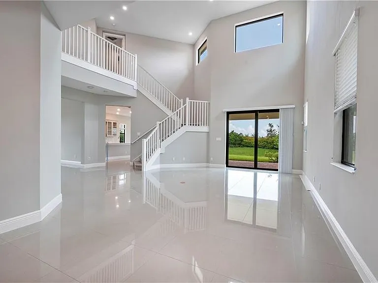 12135 E Baypoint Cir — Photo 9