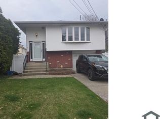 96 Cameron Ave, Hempstead, NY 11550