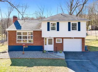 40 Hillside Ter, Monroe, NY 10950