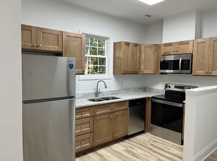 115 Wild Primrose Ln, Chapel Hill, NC 27514