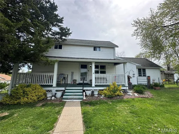201 West St, New London, MO 63459