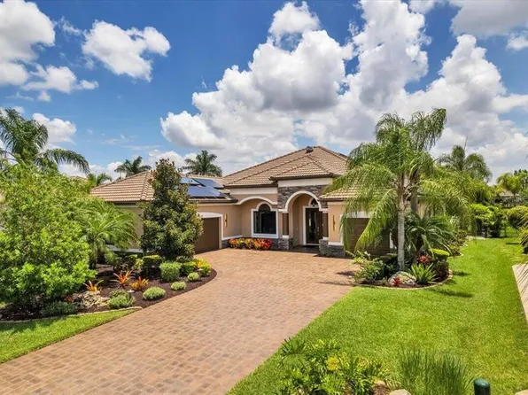 957 145th Street Cir NE, Bradenton, FL 34212