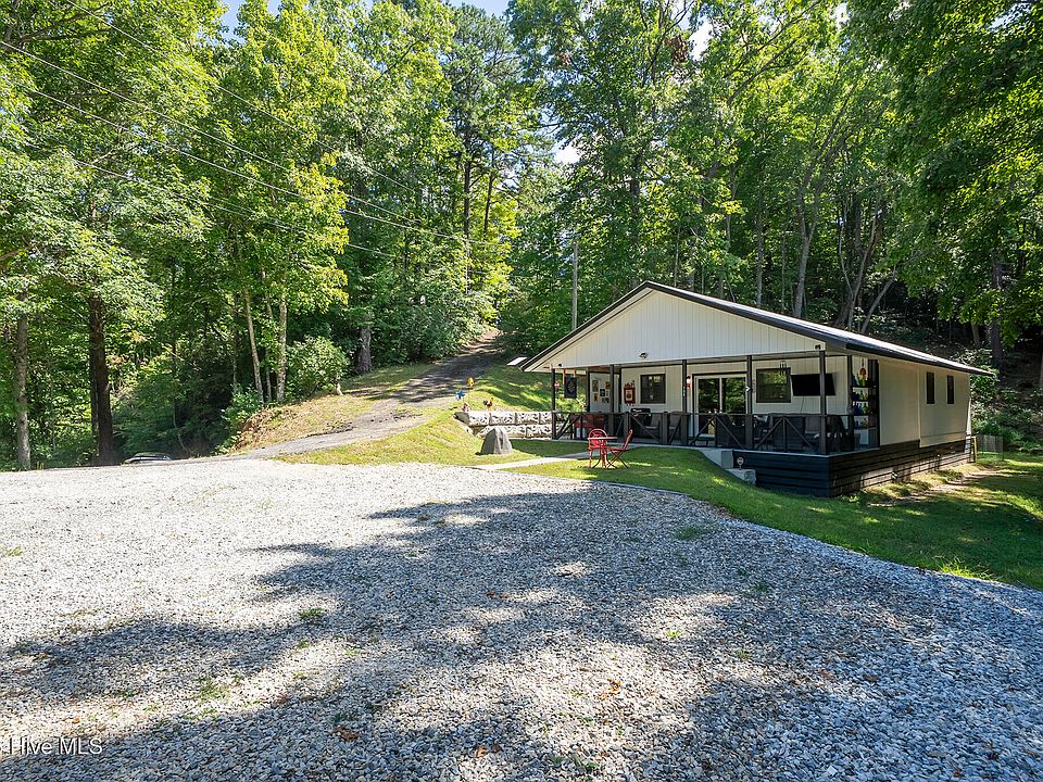 1st image of 134 Paradise Road
