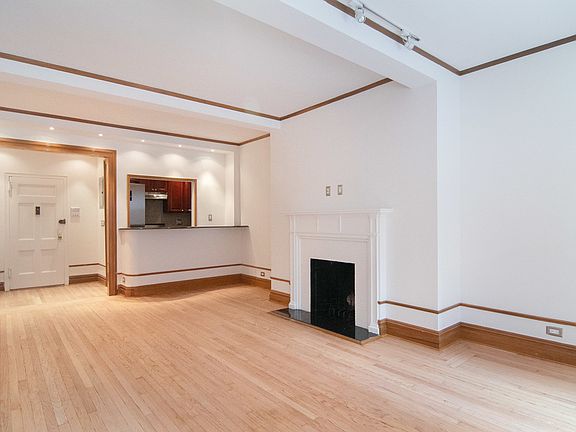 5th image of 145 W 58th St #8E1
