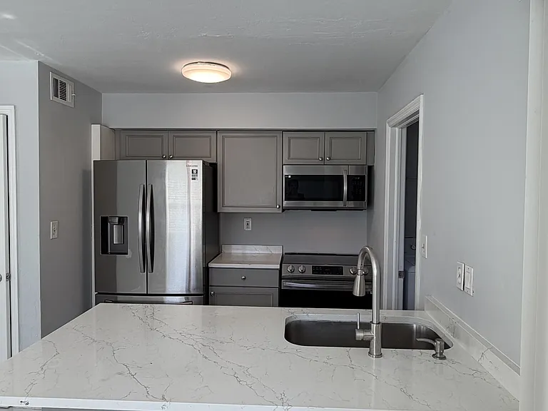 10280 Carolina St #1 — Photo 11