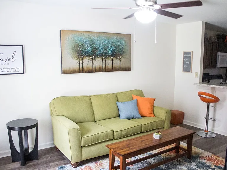 1536 Clifton St #5 — Photo 1