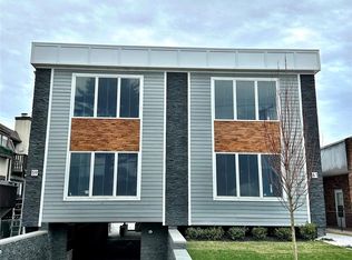 59 Orchard Beach Blvd Unit B, Pt Washington, NY 11050