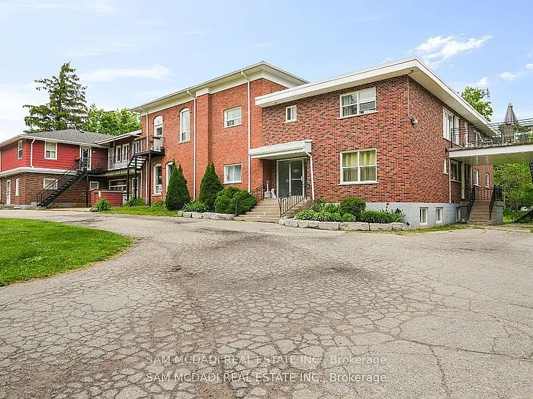 15 Faulkner St #104 — Photo 2
