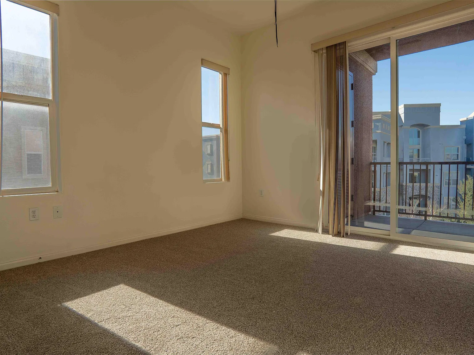 44 East Serene Avenue #420 - 1 — Photo 4