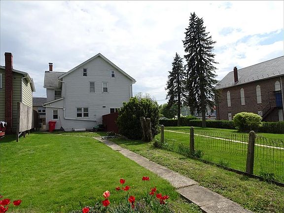 4th image of this home