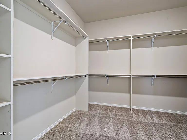 3921 Desert Dunes Dr — Photo 28