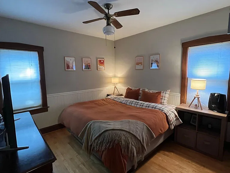 6235 W Lloyd St — Photo 10