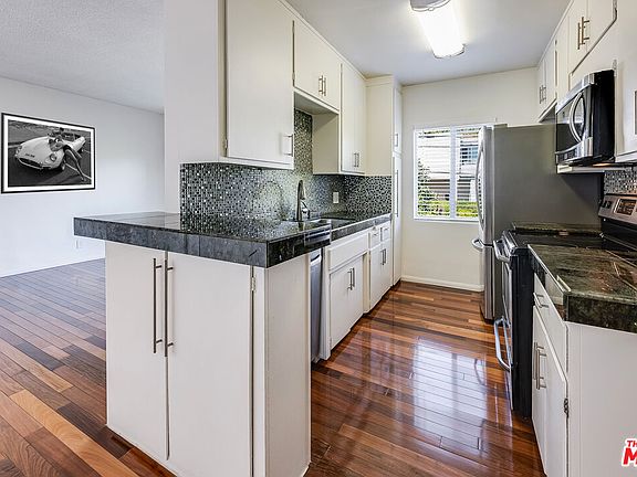 3rd image of 5919 Chula Vista Way APT 12