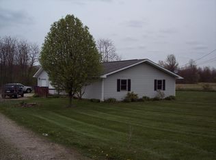 2921 Saxe Rd, Mogadore, OH 44260