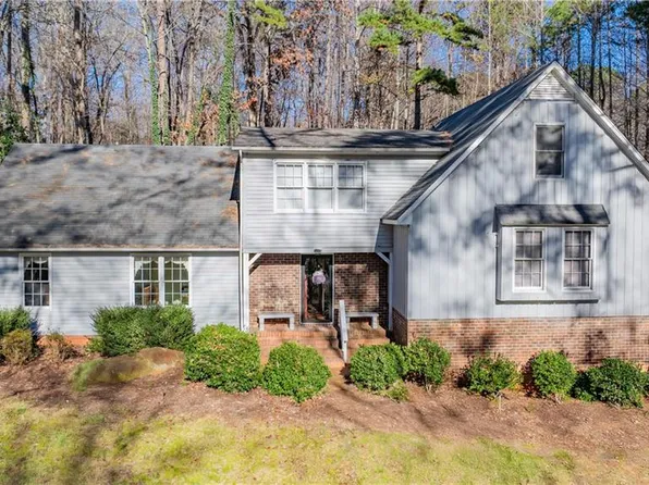 1211 Canterbury Trl, Asheboro, NC 27205