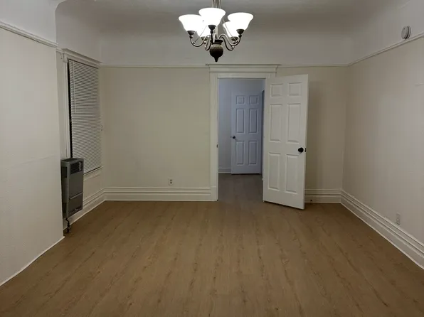 1243 W 8th St, Los Angeles, CA 90017