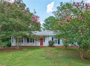 7406 Pirates Cove Ct, Charlotte, NC 28227