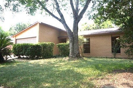 1st image of 24427 Broken Bow Ln